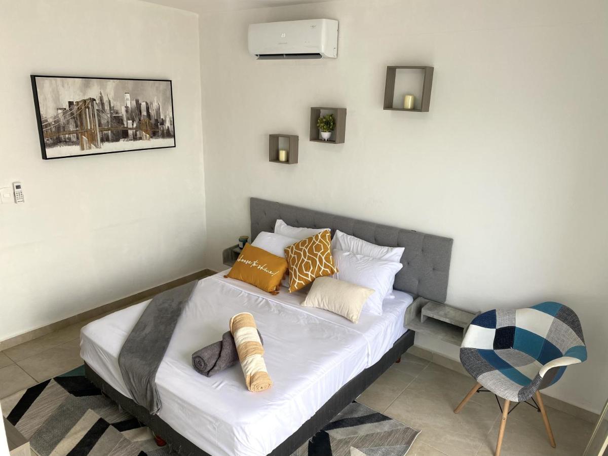 Casa Familiar Cerca De La Playa Con Terraza Privada Villa Cancún Kültér fotó